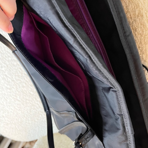 Victorinox Swiss Army Laptop Black Nylon Tote Bag - Picture 6 of 12